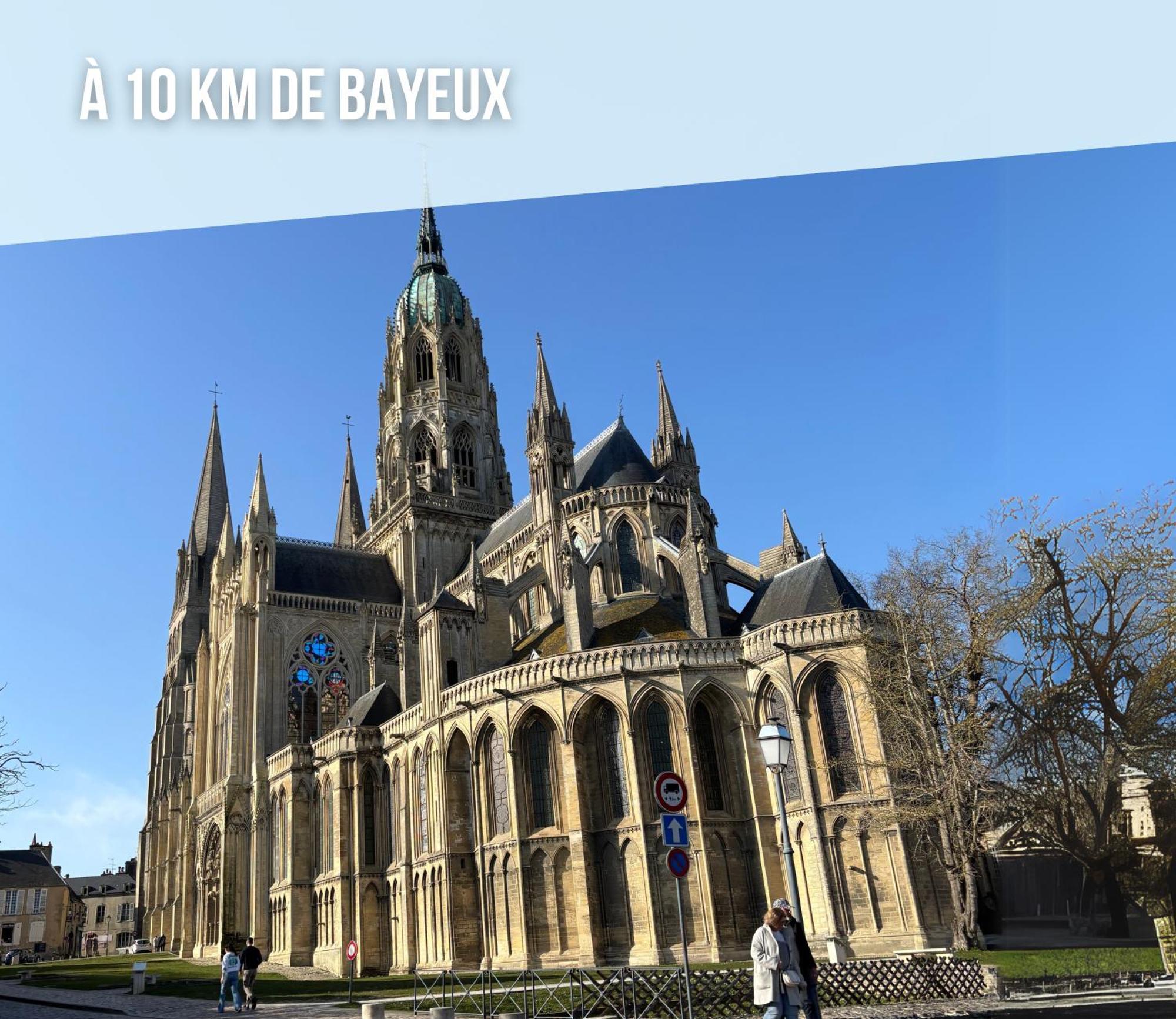 Les Douves Duplex 5 Personnes Lumineux Avec Jardin Et Terrasse Amenagee , Vue Sur Chateau A 5Mn De La Mer, Proche Omaha Beach Et Bayeux Commes ภายนอก รูปภาพ